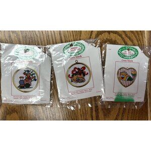 Santa's Workbench Cross Stitch kits (Bear/Sock-Christmas Bells -Bear-Train)